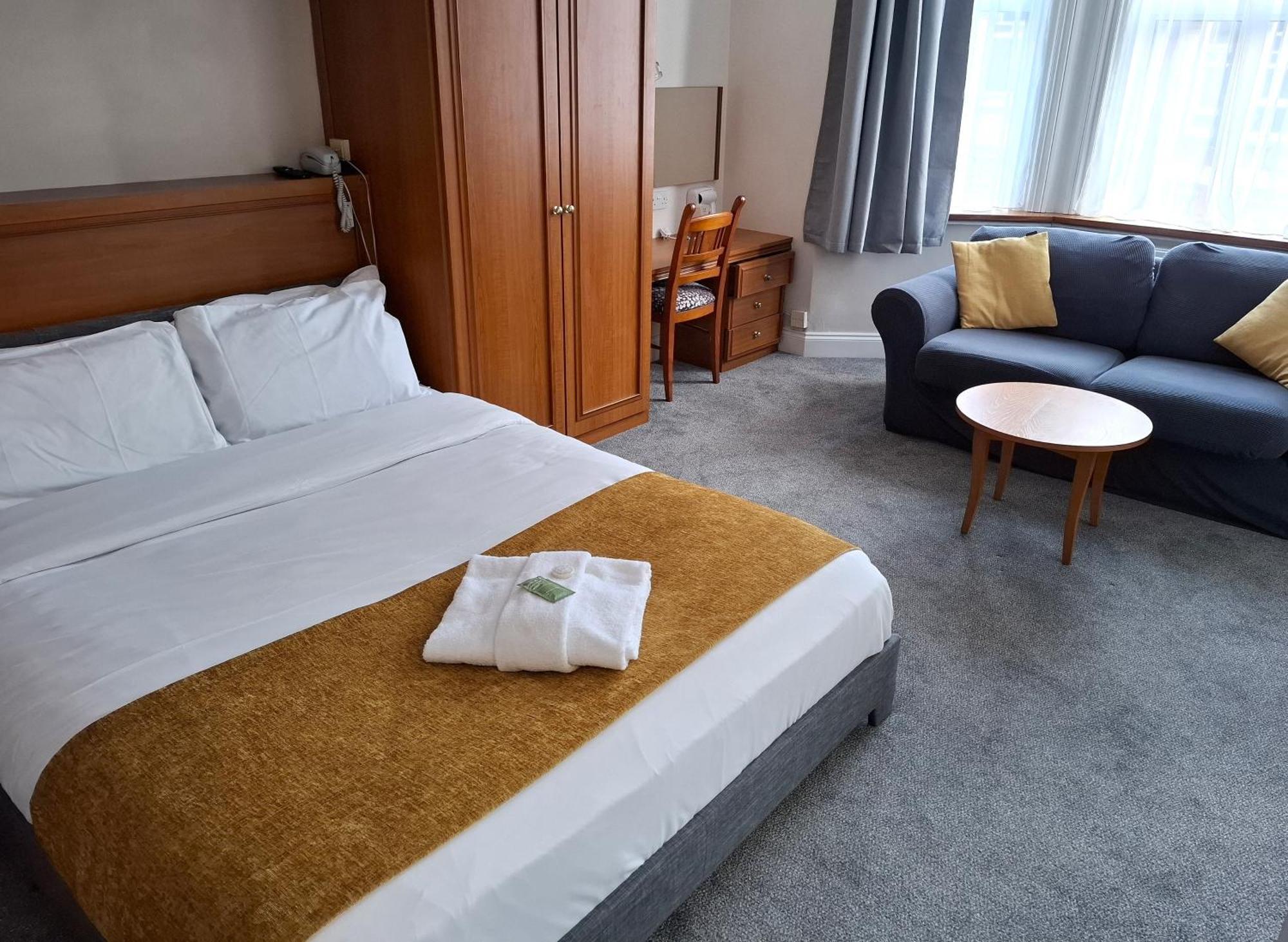 Russell Hotel Royal Tunbridge Wells Esterno foto