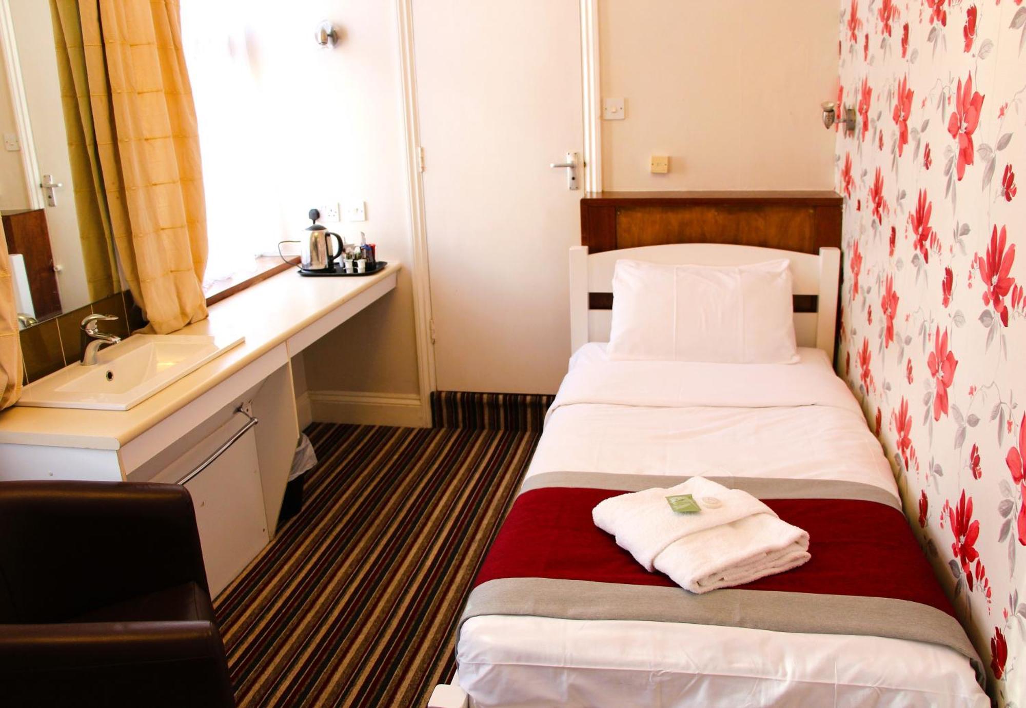 Russell Hotel Royal Tunbridge Wells Esterno foto